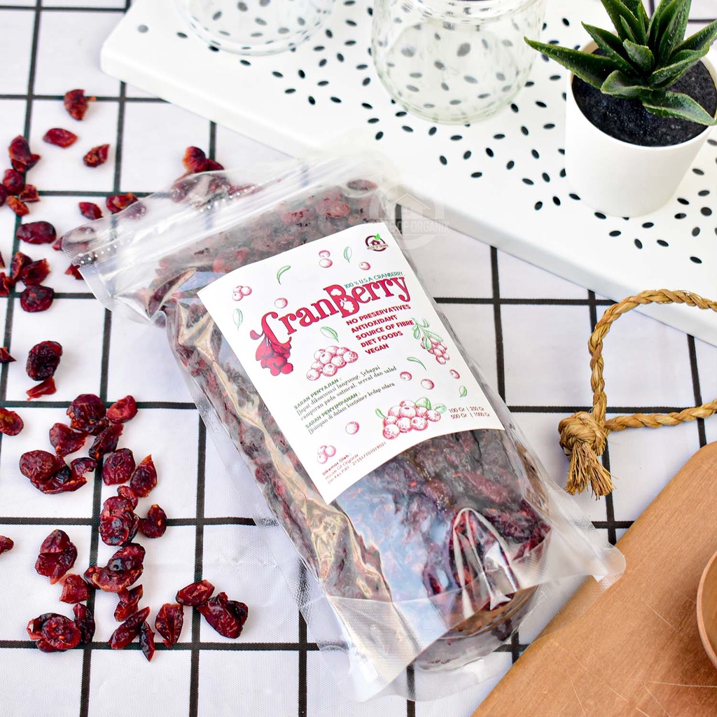 Dried Cranberry (Kranberry Kering) 500 Gr