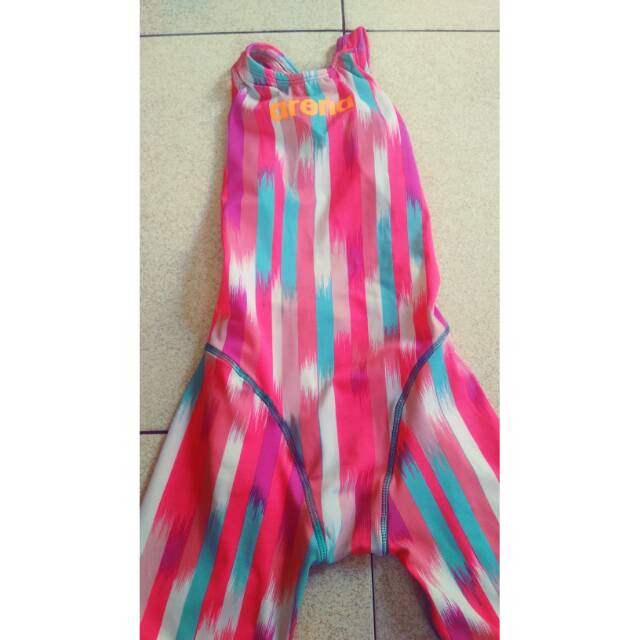 Baju Renang Arena