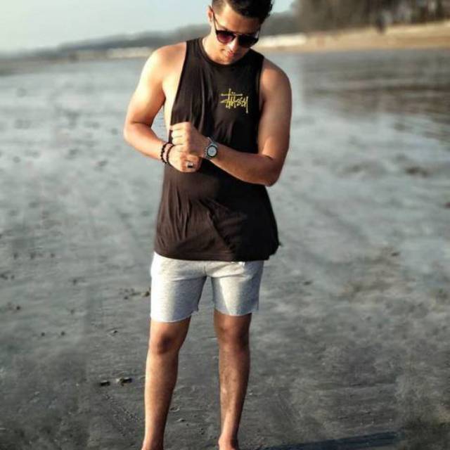 KAOS SINGLET LOW CUT FITNESS OLAHRAGA STUSSY MUSCLE PRIA FASHION BALI