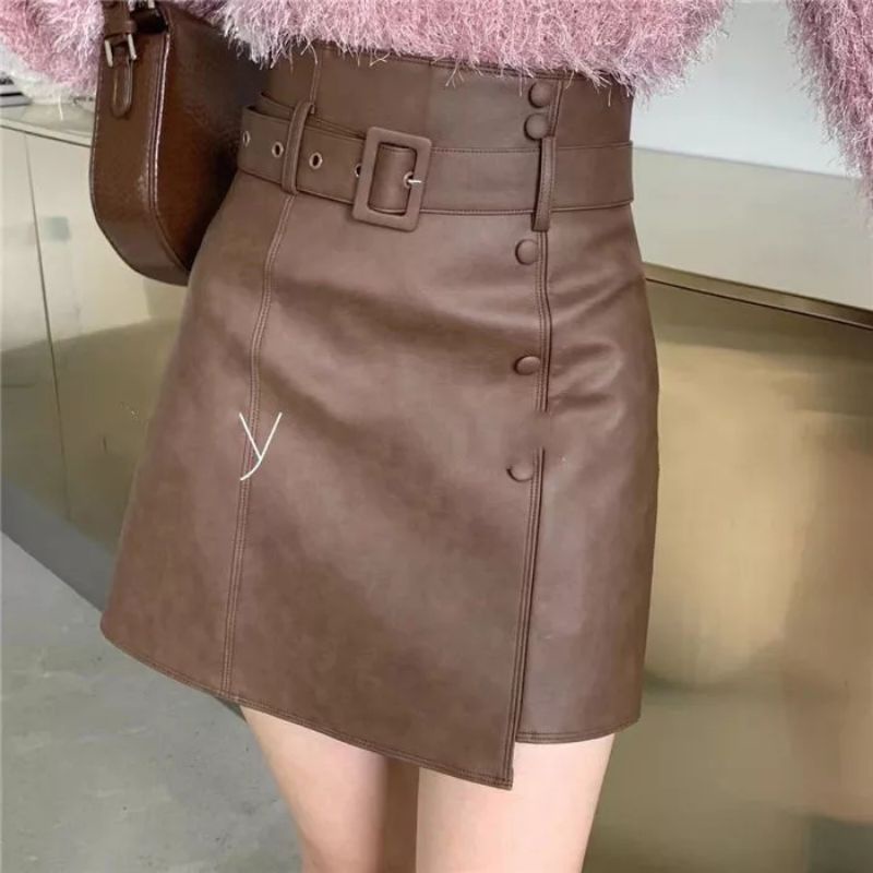 Rok kulit wanita rok span pendek Korean style variasi kancing model terbaru