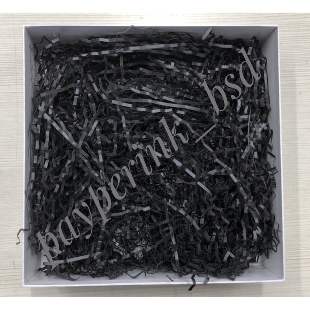 

Shredded paper / kertas potong crinkle cut / hitam black 200 gr