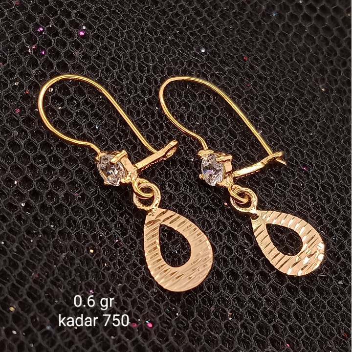 Anting Emas 17 K - 0.6 gr Kadar 750 - 2041