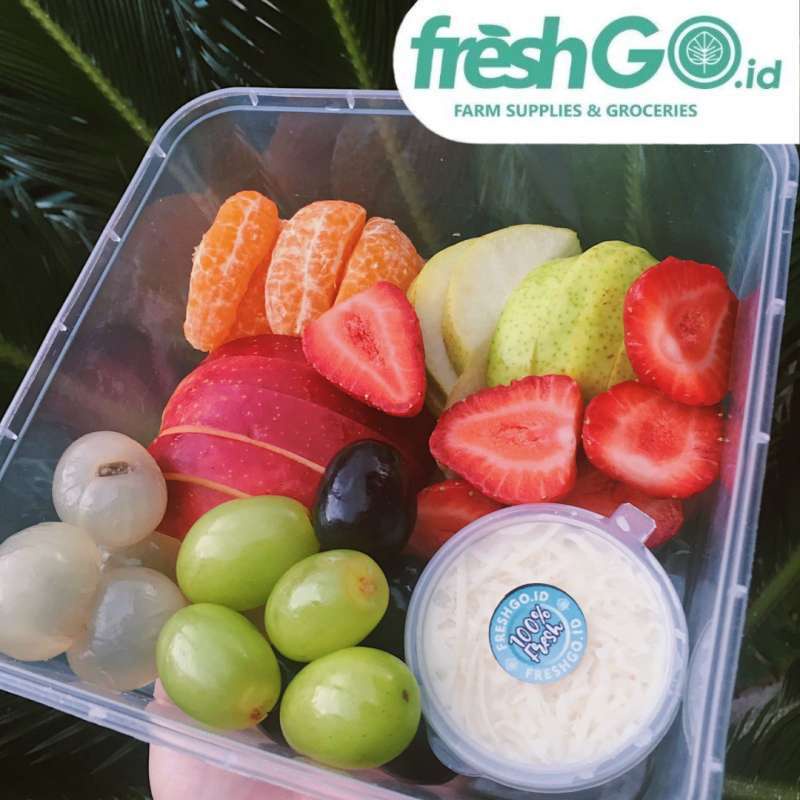 

Fruit Snack with Cheese Yoghurt Sauce | FRESHGO
