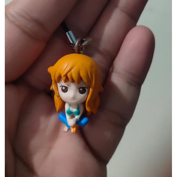 Gantungan Action Figure Nami New World Original Bandai Strap