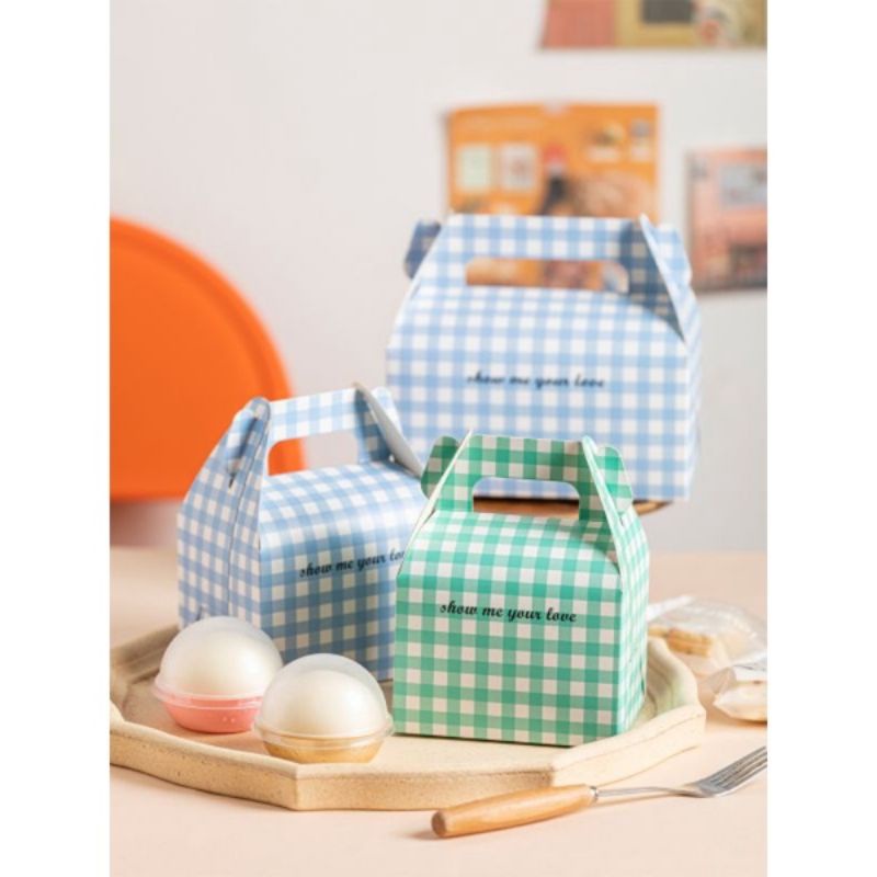 1pcs GABLE BOX TENTENG HADIAH LUCU MOTIF GINGHAM KOTAK KUE TENTENG KK01