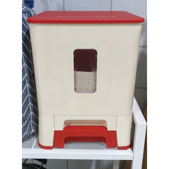 PRELOVED Tempat Beras Tupperware / Rice Box / Rice Storage