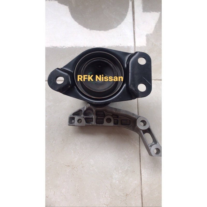 Engine Mounting Sebelah Kanan Nissan March Datsun Go Original