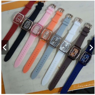 (GW) Jam Tangan Wanita Korea Fashion Oval Strap Rubber HP-66 Tanggal Aktif