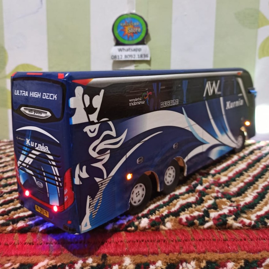 Miniatur bus bis DD KURNIA plus Lampu