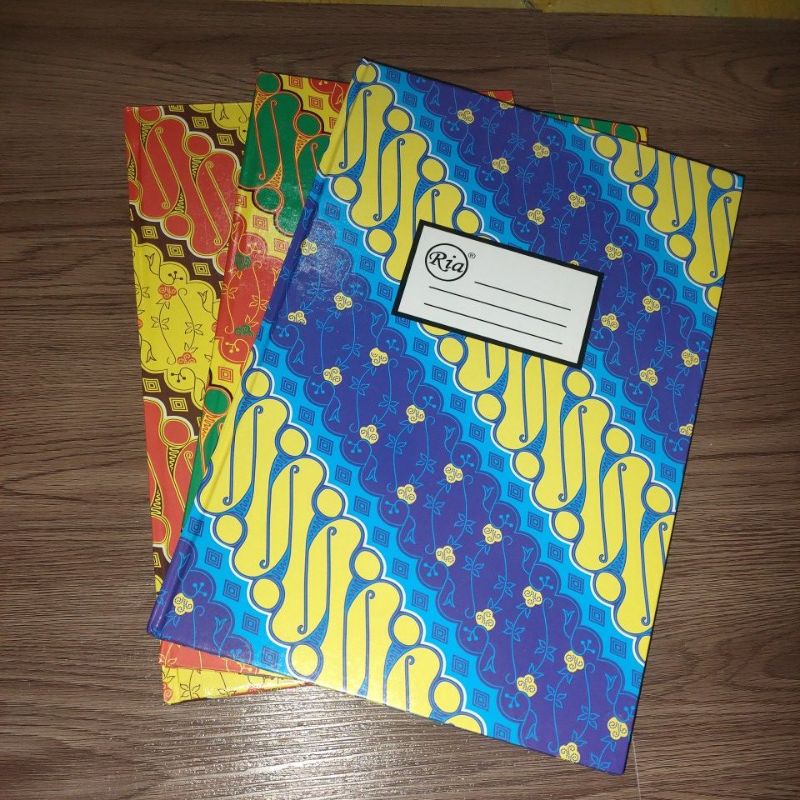 

Buku Folio Garis Hard Cover Ria Buku F4 Buku besar Buku Folio