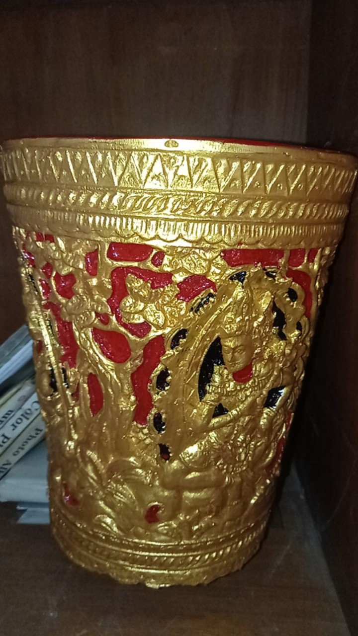 Tempat Tapakan Jumbo/ Wakul Bali Bahan Fibber