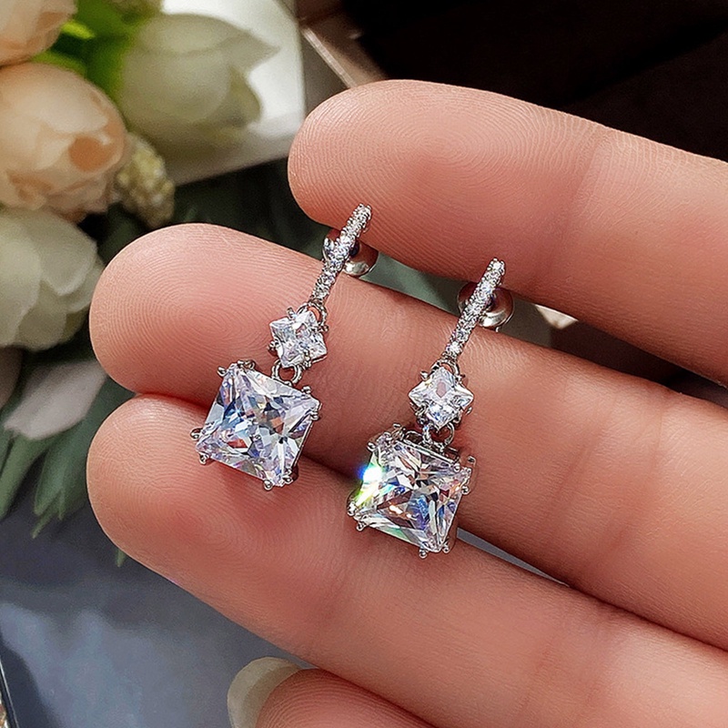 Anting Bentuk Persegi Bahan Cubic Zirconia Untuk Wanita