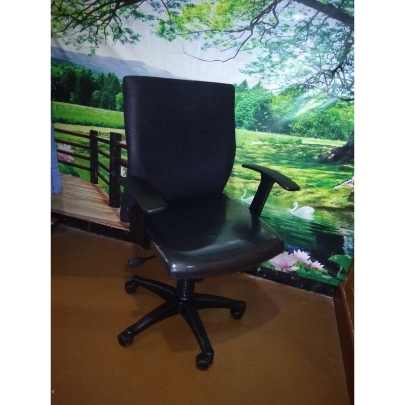 Kursi Kantor Untuk Bos Murah