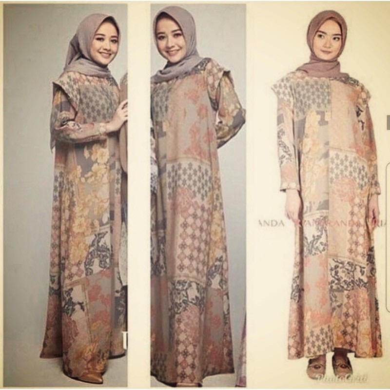Camara Dress Ria Miranda S in Latte