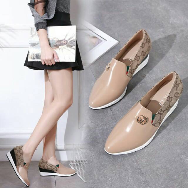 Sepatu Gucci Heels Two Tone 20363