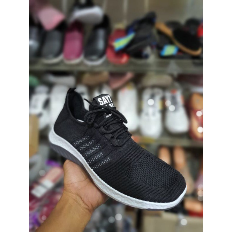 sepatu running pria kats sneakers suede feata size 39-43 hitam