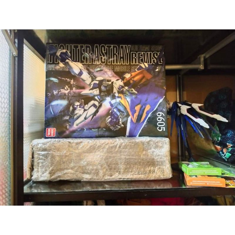 Astray Blue Frame daban