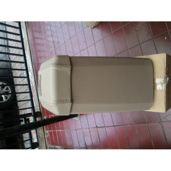 console box / konsul box panther grand touring new original