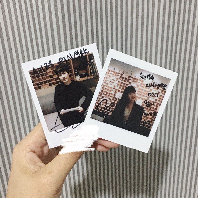 JOY dan KYUHYUN signed polaroid from HOSPITAL PAYLIST