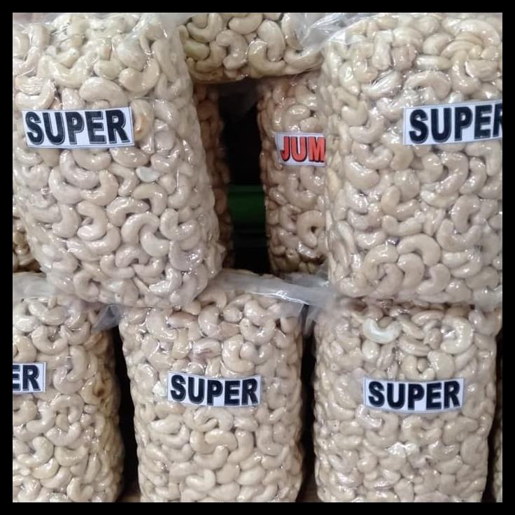 

DISKON TERBATAS !!! KACANG MEDE /METE MENTAH SUPER SULAWESI 1KG TERLARIS