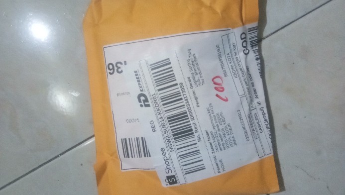 50pcs Transistor S9012 S9013 S9014 9015 9018 A1015 C1815 A42 A92 2n5401 2n5551 A733 C945 S8050 S8550