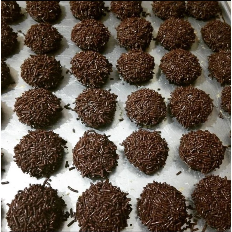 

kue kering choco ball / rambutan