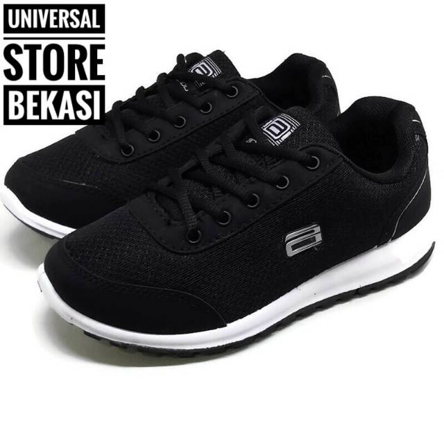 Gambar Sepatu  Casual Hitam Putih Gambar Sepatu 