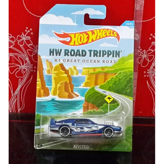 HOT WHEELS RIVETED HW ROAD TRIPPIN  CARD