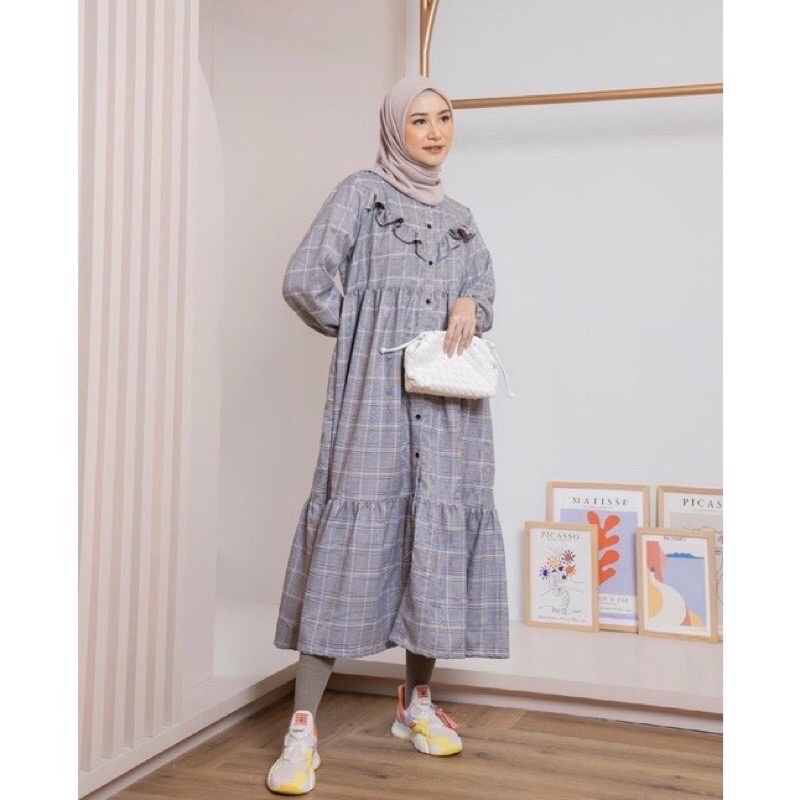 Haidee & Orlin - Hayya Salwa Square Pink