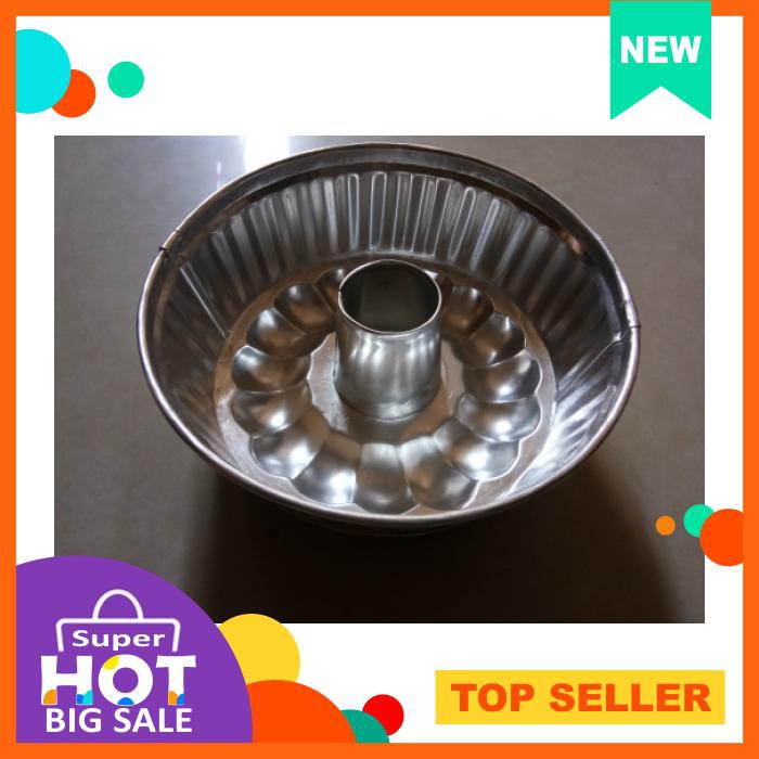 Loyang Kue Bolong Tengah 20Cm