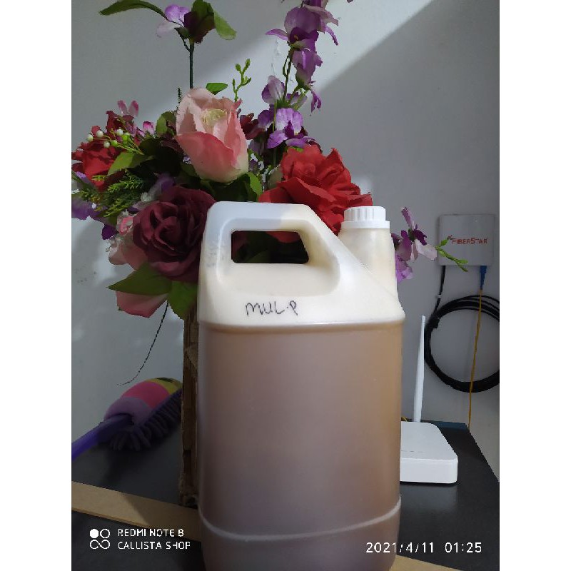 

madu multiflora super premium 1kg