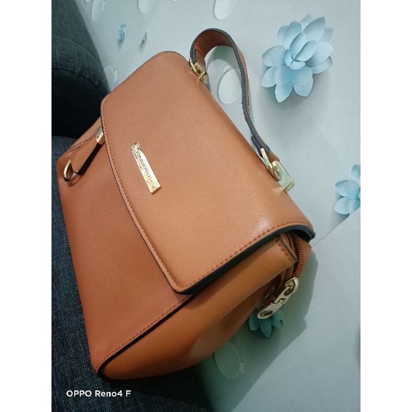 PRELOVED Tas Yongki Komaladi Sling Bag