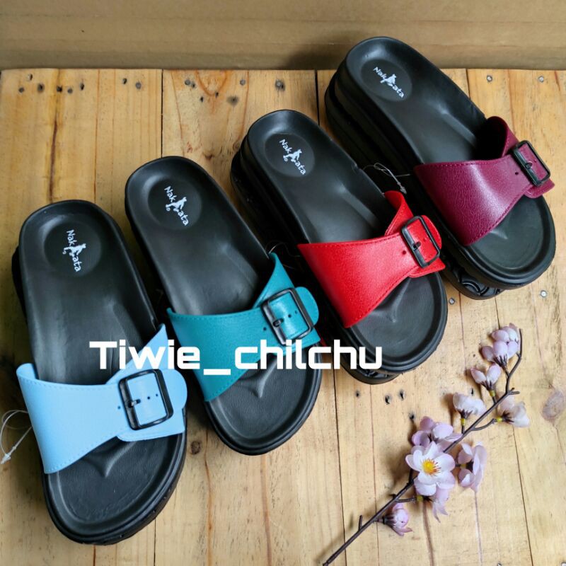 SANDAL FLAT SLOP WANITA// SANDAL FLAT KARET EMPUK