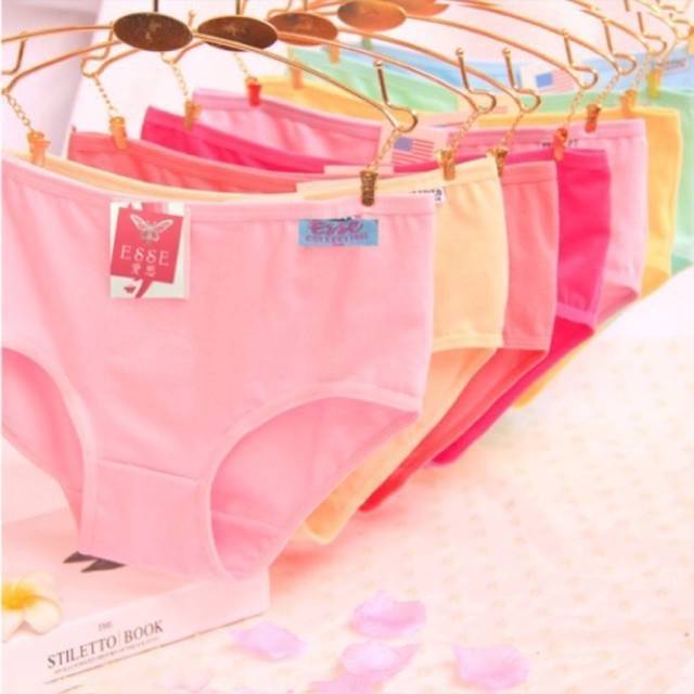 CELLINE Undies Celana  Dalam  Wanita  Polos Size M L XL 