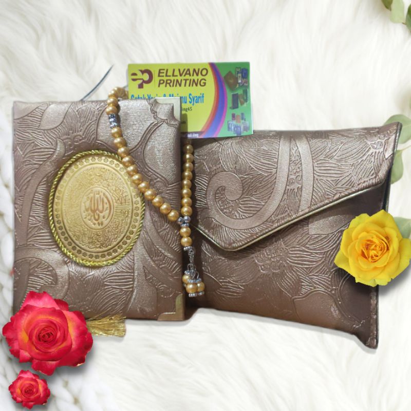 

Buku Yasin untuk 7 bulanan Paket Dompet Lapis Spon