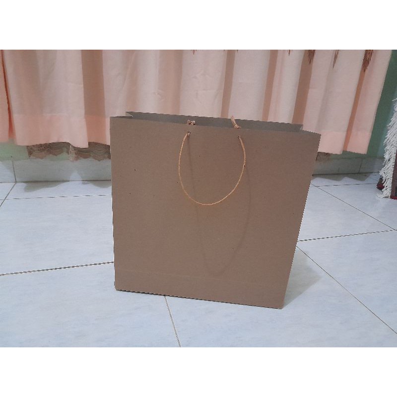 

paper bag tebal size XL 150gsm