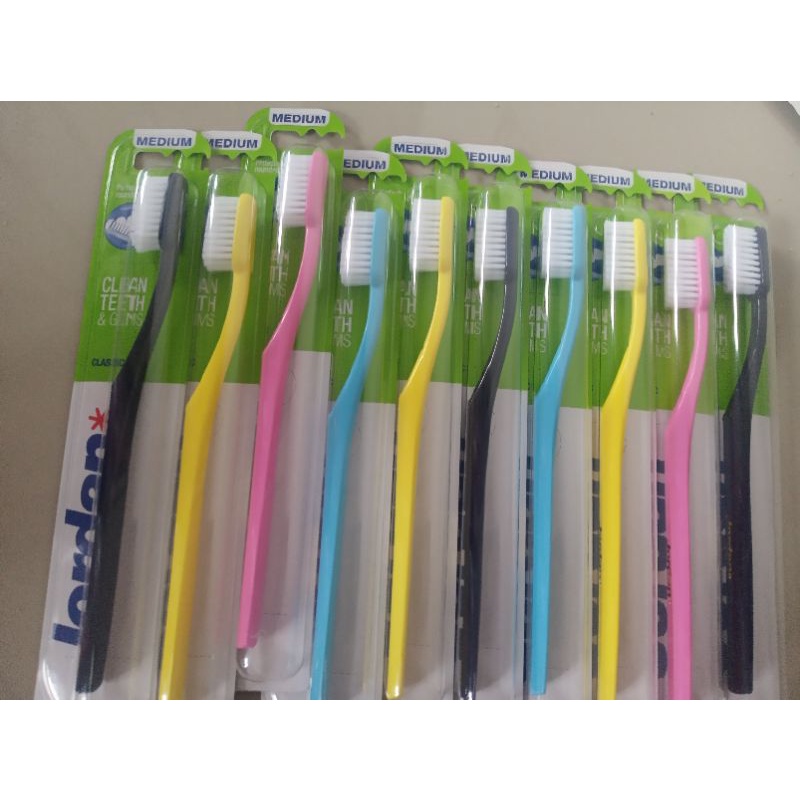 Sikat Gigi Jordan Dewasa Classic Medium