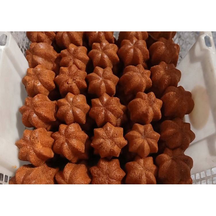 

KUE SAKURA