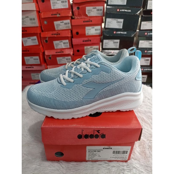 DIADORA ALATRI Sepatu Original Wanita Biru