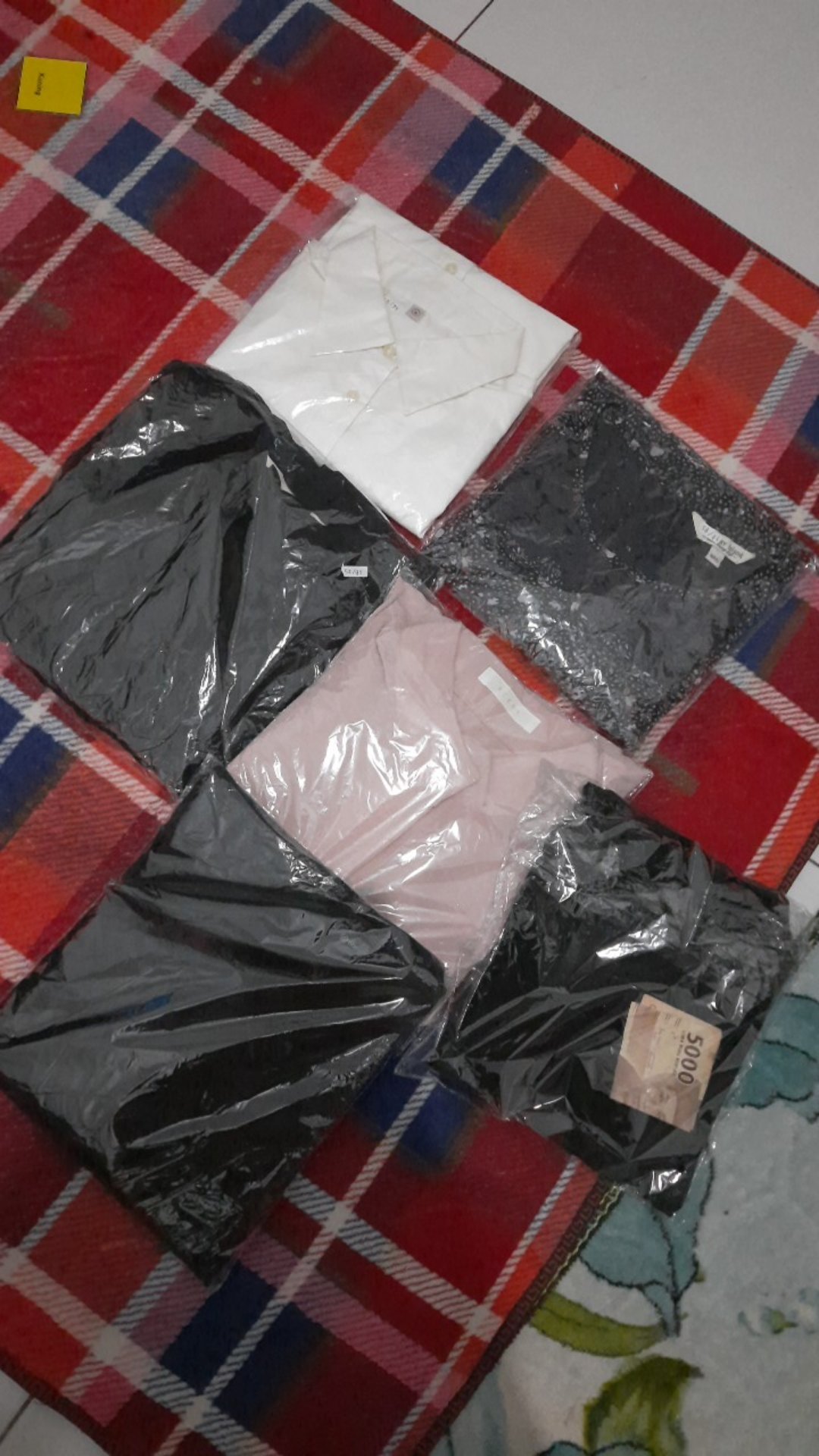 (3) Kemeja Thrift Preloved Under 40 Murah Meriah