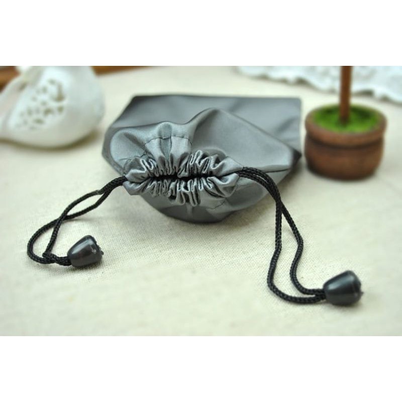 Pouch Waterproff /Case Bag Penyimpanan Headset/ Kabel Data/Charger/ Kunci/ Simple Praktis