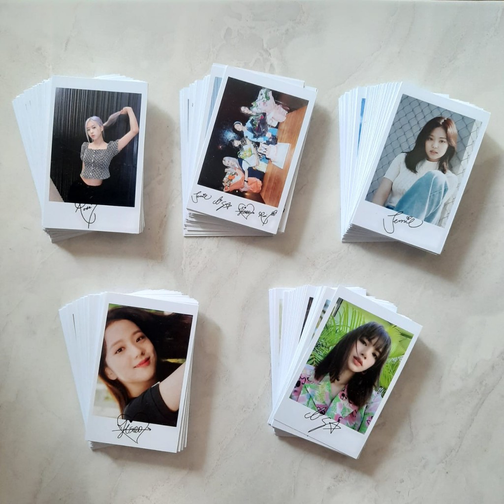 [Paket isi 5 foto] Polaroid BLACKPINK dengan tanda tangan BLACKPINK