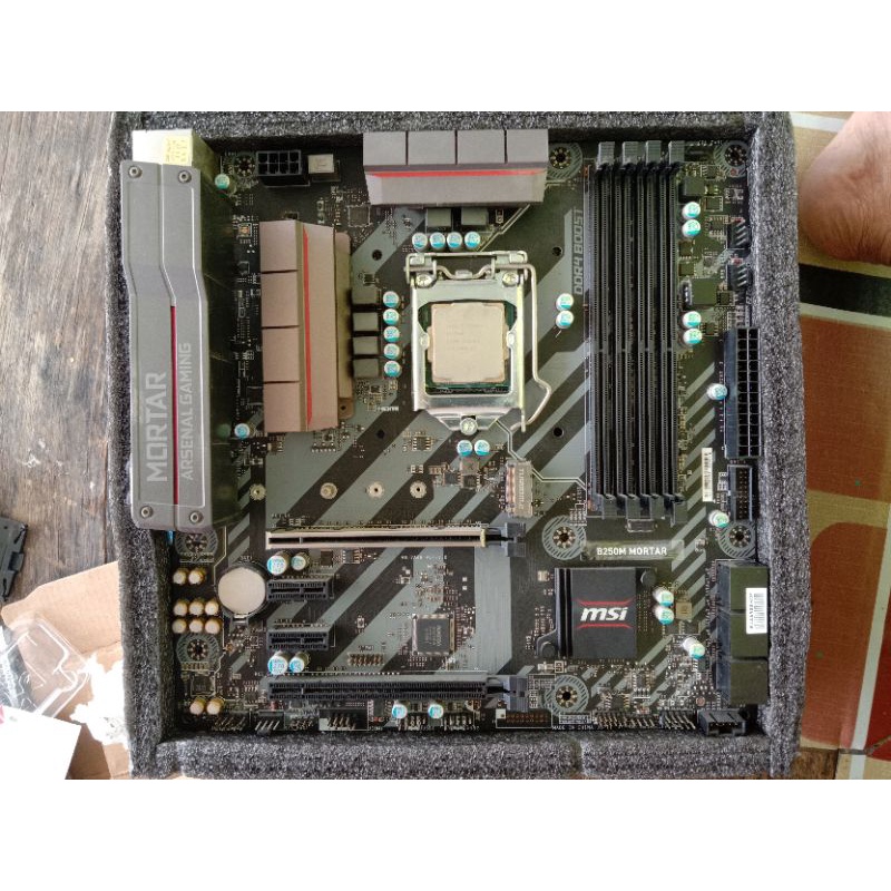 PAKETAN MSI B250M Mortar Intel (R) core (TM) i5 -7500 @ 3.40GHz