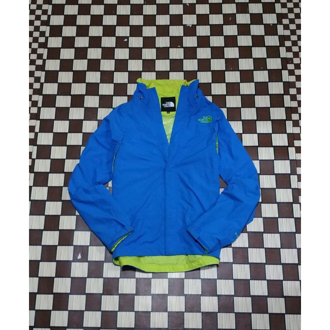 Jaket The North Face Hyvent