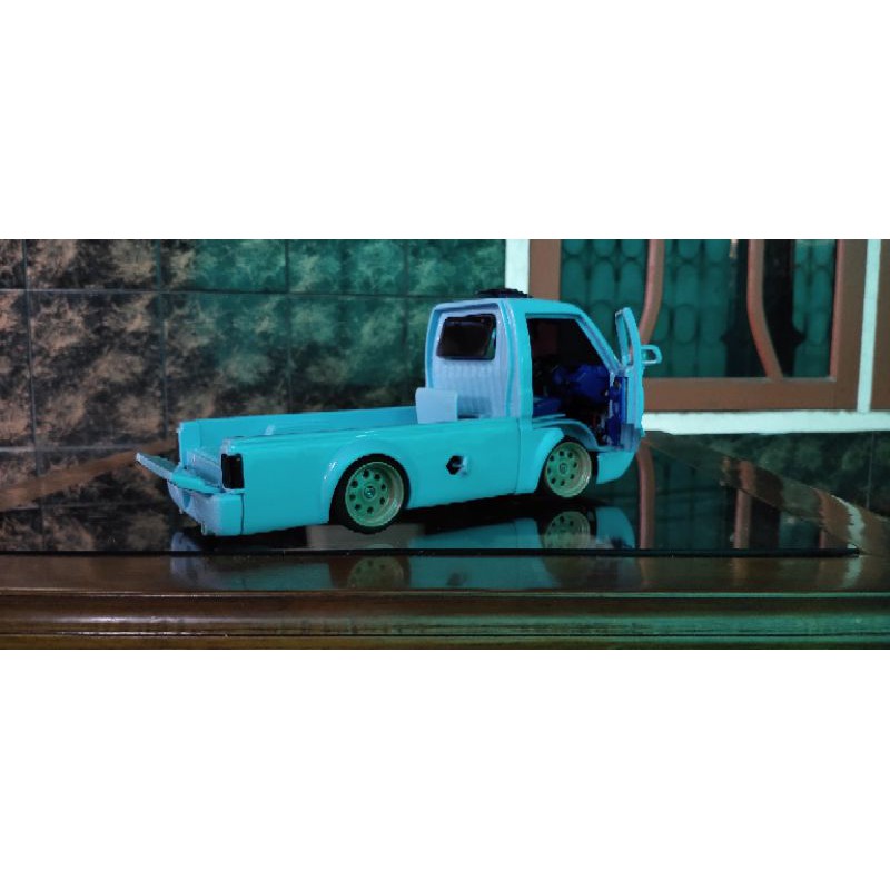Miniatur Pick Up Mobil Mitsubishi Jetstar