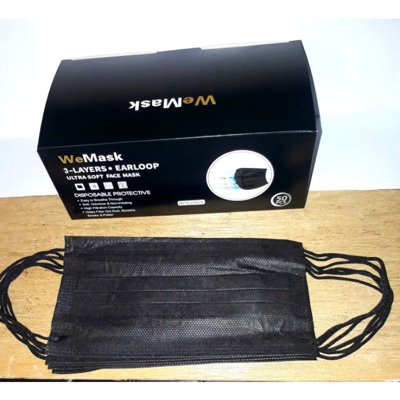 we mask earloop 3ply hitam