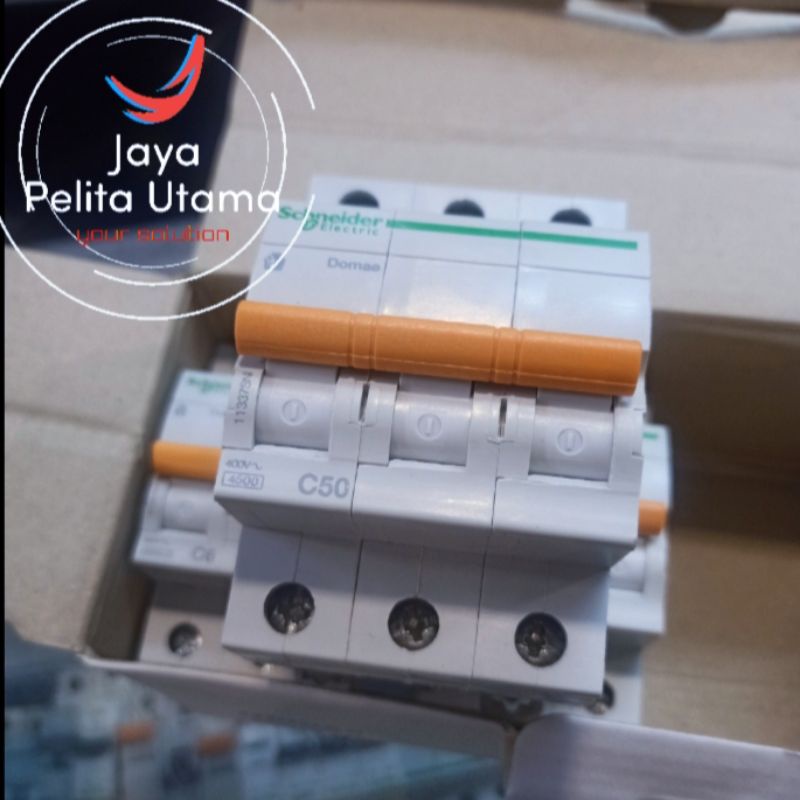mcb domae Schneider c50 50a 3phase schneider