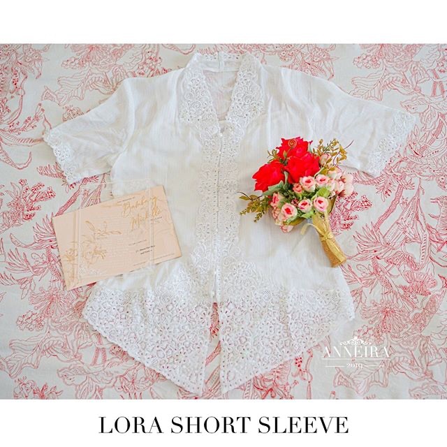 KEBAYA PUTIH MODERN LENGAN PENDEK (LORA)