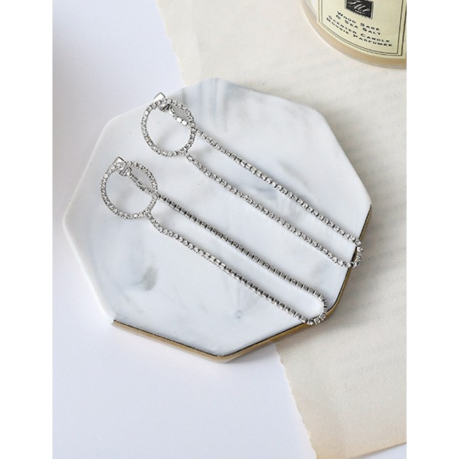 LRC Anting Tusuk Fashion Round Fringe With Rhinestone Chain Stud Earrings D34137