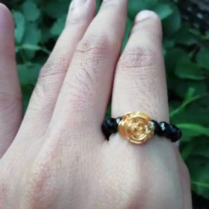 CINCIN KRISTAL MAWAR EMAS HONGKONG